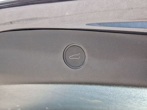 Used 2023 Tesla Model 3 Standard Range RWD image 32