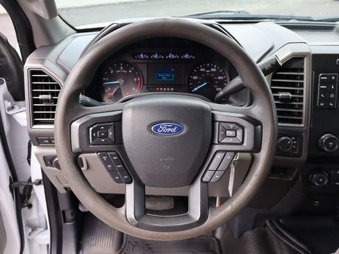 Used 2022 Ford F550 4x4 SuperCab Super Duty image 23