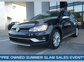 Used 2017 Volkswagen Golf Alltrack S AWD/4WD video 1