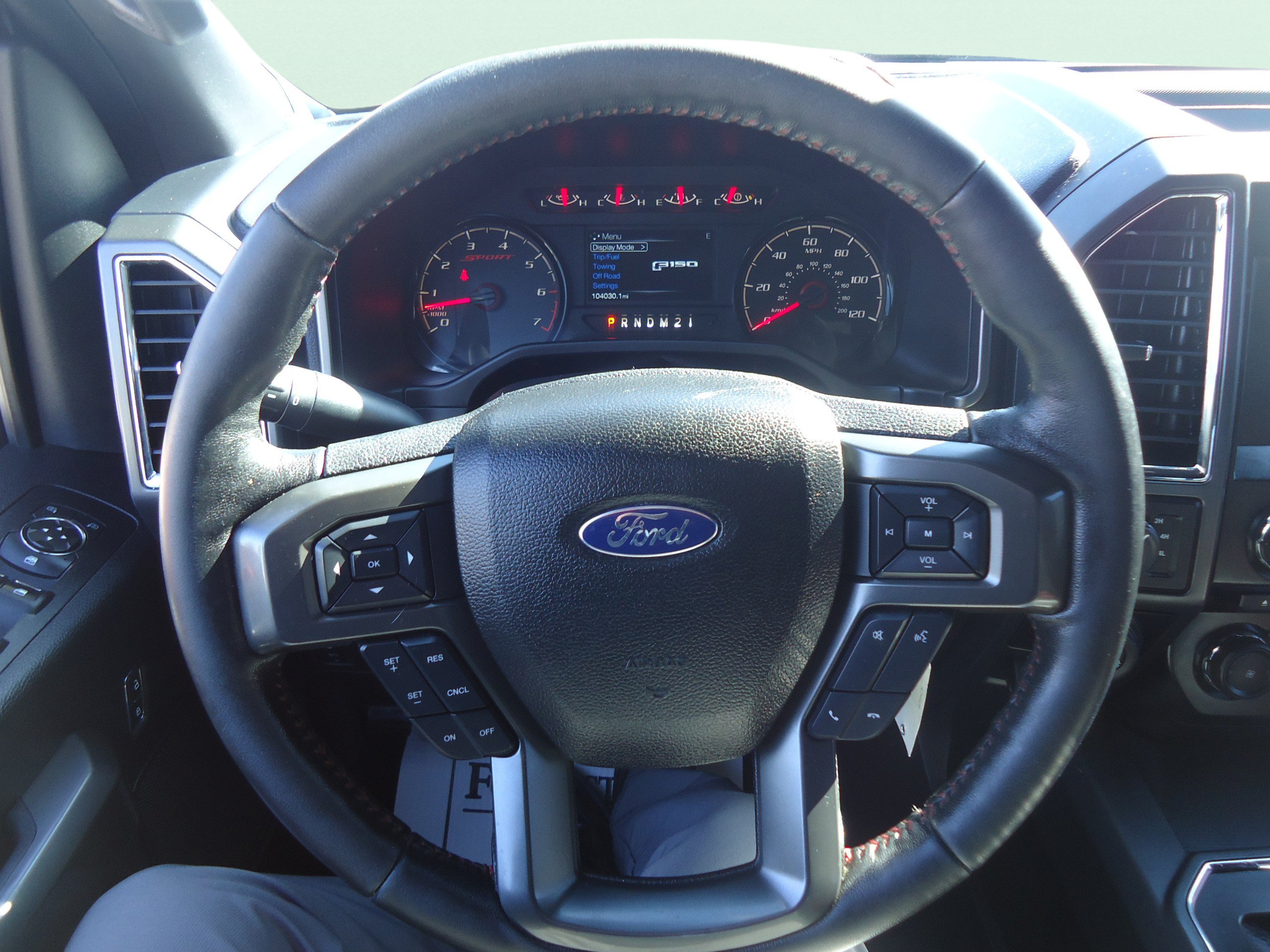 Used 2016 Ford F150 XLT w/ Equipment Group 302A Luxury AWD/4WD image 14