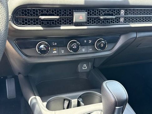 Used 2025 Honda HR-V LX image 21