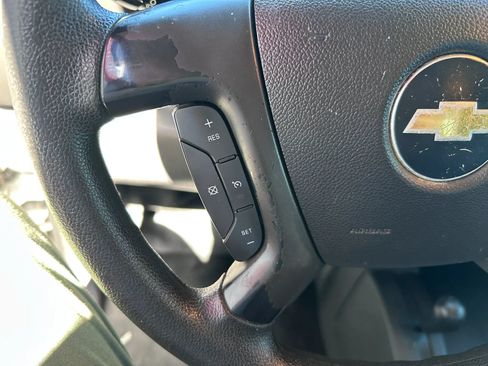 Used 2013 Chevrolet Silverado 1500 W/T w/ Skid Plate Package AWD/4WD image 9