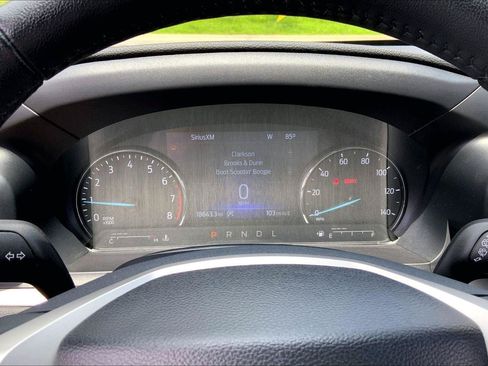 Used 2024 Ford Explorer XLT w/ Equipment Group 202A AWD/4WD image 19