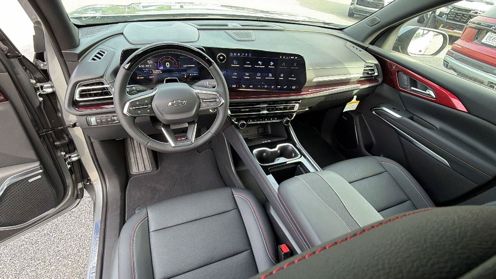 New 2026 Chevrolet Traverse Z71 w/ Enhanced Driving Package AWD/4WD image 22