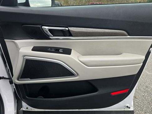 Used 2022 Kia Telluride EX w/ EX Premium Package image 45