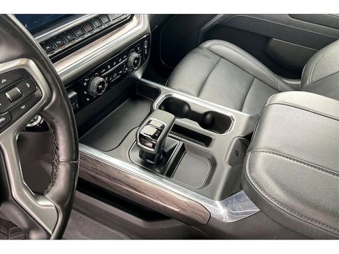 Used 2025 Chevrolet Silverado 1500 LTZ image 19