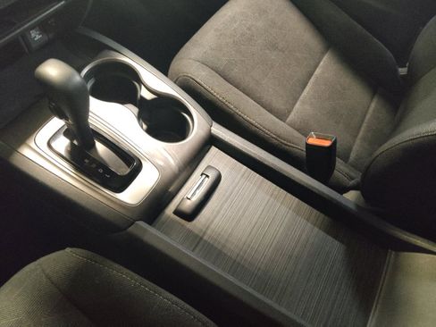Used 2020 Honda Pilot LX image 22