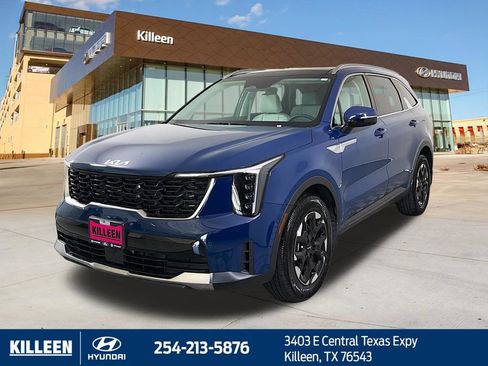 Used 2025 Kia Sorento S w/ Panoramic Sunroof Package FWD image 3