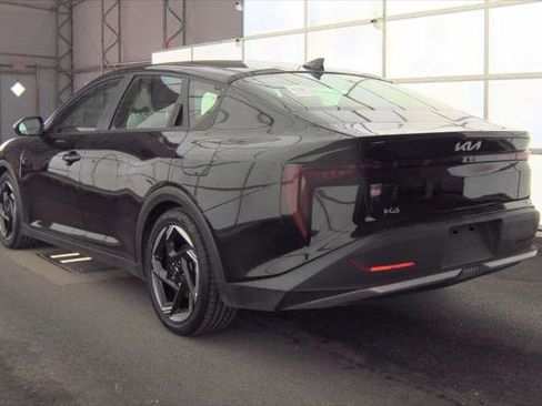 Used 2025 Kia K4 EX FWD image 11