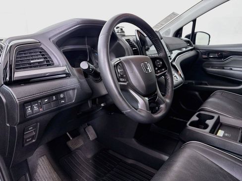 Used 2024 Honda Odyssey Elite image 4