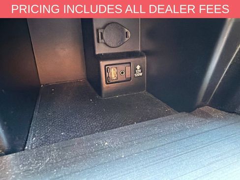 Used 2012 Toyota Camry SE FWD image 12