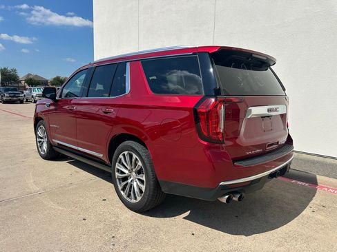 Used 2021 GMC Yukon Denali w/ Denali Ultimate Package AWD/4WD image 6
