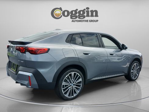 New 2026 BMW X2 xDrive28i w/ Convenience Package AWD/4WD image 5