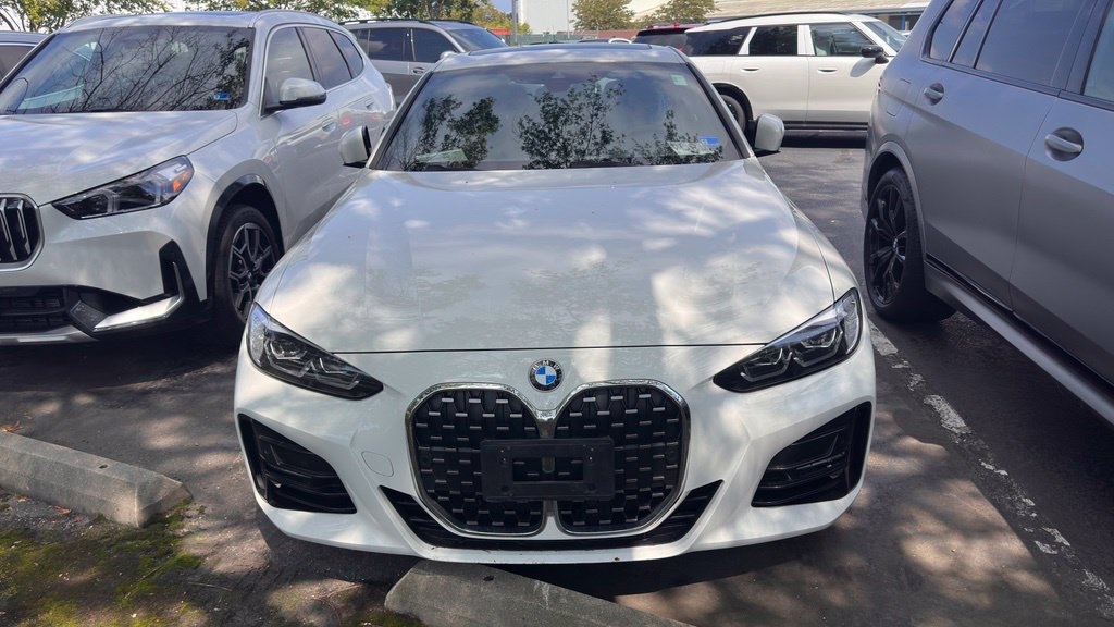 Used 2022 BMW 430i Coupe w/ M Sport Package RWD image 12