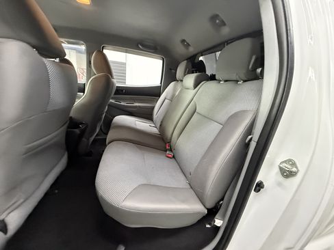 Used 2014 Toyota Tacoma 4x4 Double Cab image 21