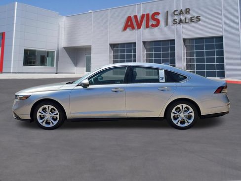 Used 2025 Honda Accord LX image 10
