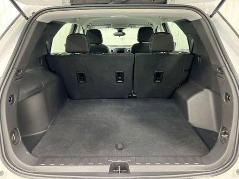 Used 2024 Chevrolet Equinox LS FWD image 22