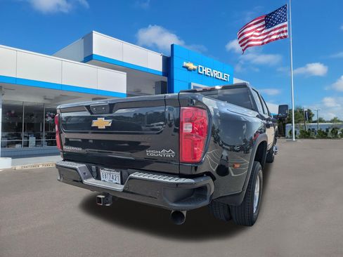 Used 2023 Chevrolet Silverado 3500 High Country AWD/4WD image 3