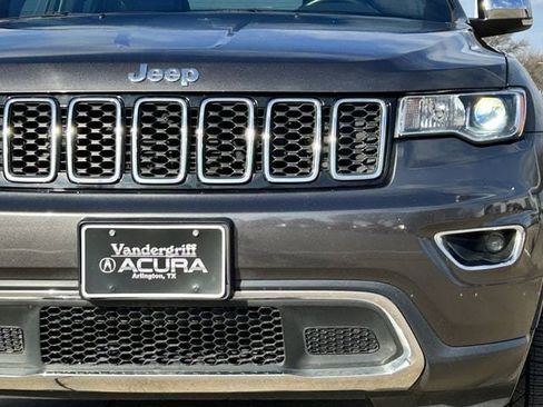 Used 2019 Jeep Grand Cherokee Limited image 10
