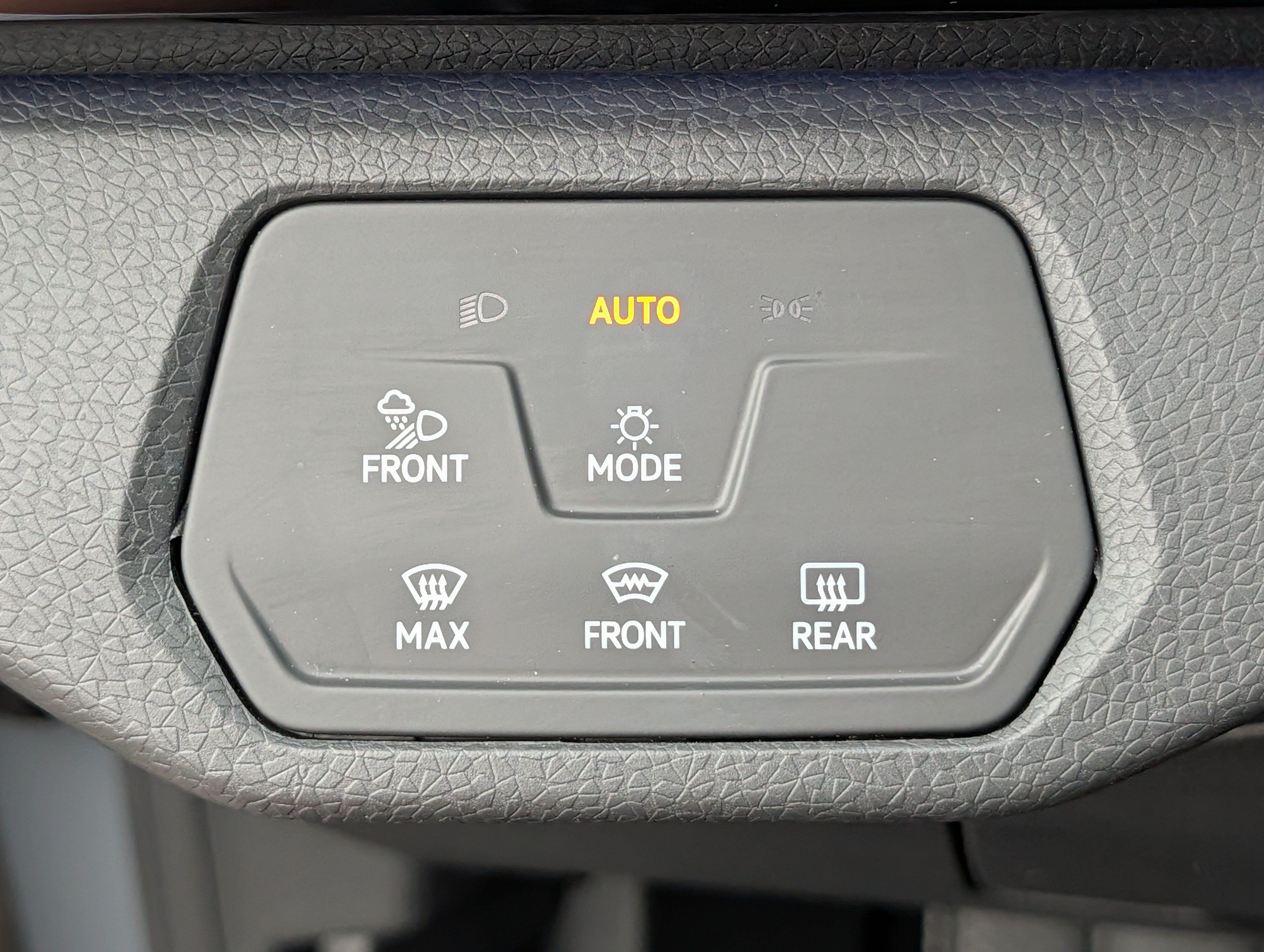 Used 2023 Volkswagen ID.4 Pro S AWD/4WD image 26
