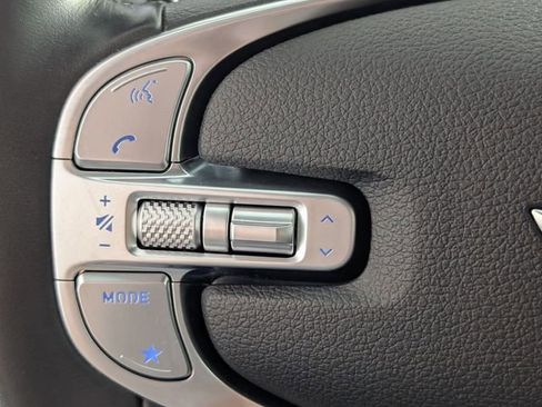 Used 2024 Genesis GV80 2.5T image 16