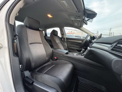 Used 2020 Honda Accord LX image 22