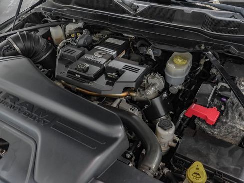 Used 2019 RAM 2500 Laramie image 54