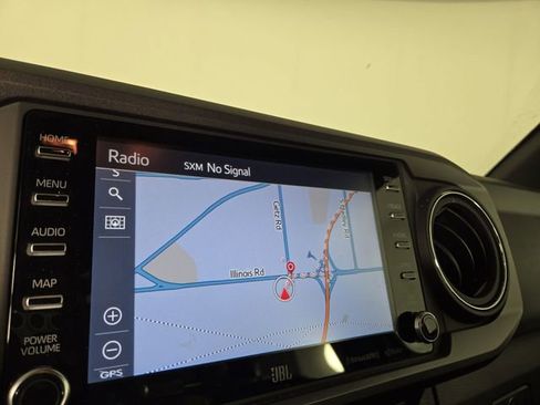 Used 2023 Toyota Tacoma TRD Off-Road w/ TRD Premium Off Road Package image 19