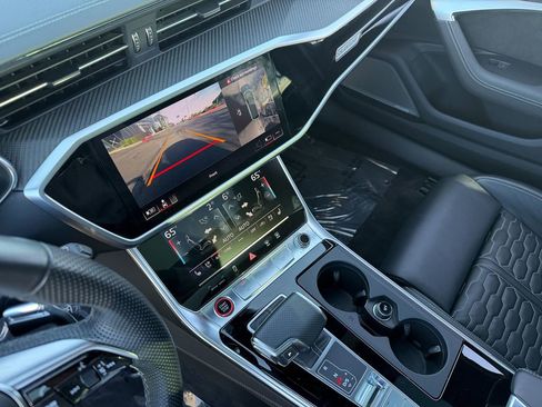 Used 2021 Audi RS 6 image 25