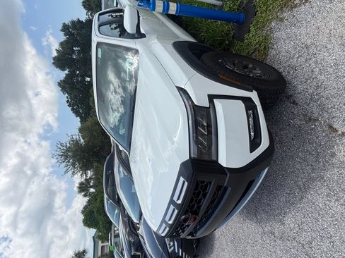 Used 2026 Nissan Frontier PRO-4X AWD/4WD image 10