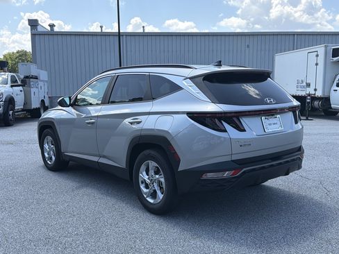 Used 2022 Hyundai Tucson SEL FWD image 6