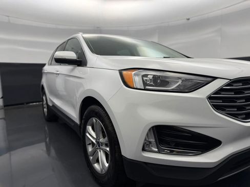 Used 2019 Ford Edge SEL w/ Equipment Group 201A image 4
