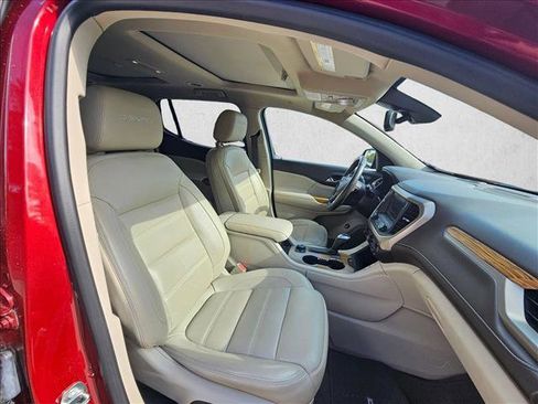 Used 2017 GMC Acadia Denali w/ Technology Package image 16