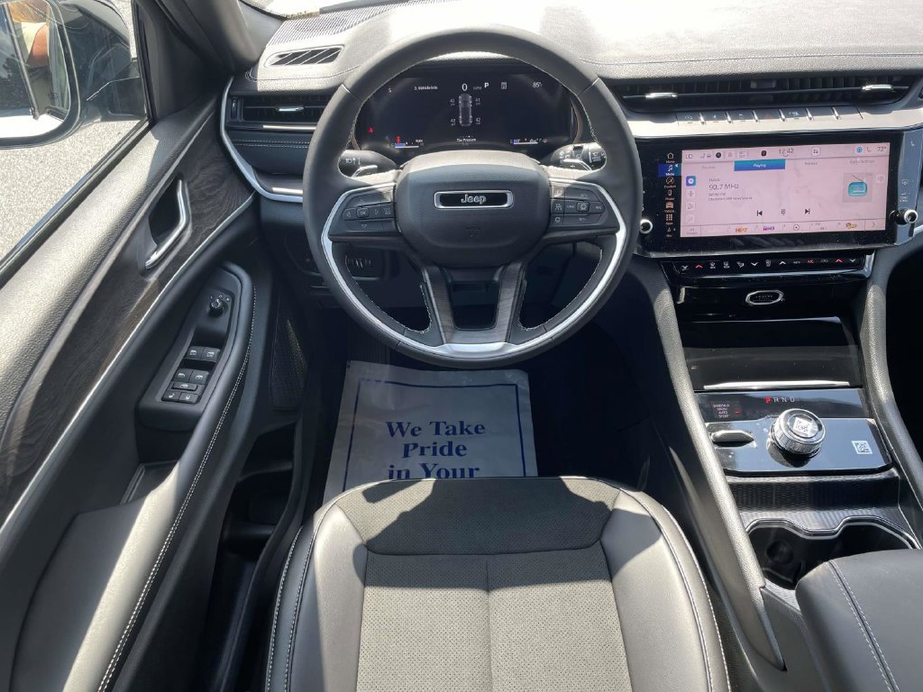 New 2027 Jeep Grand Cherokee 4WD image 21