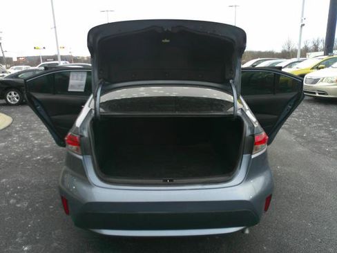 Used 2020 Toyota Corolla LE image 5