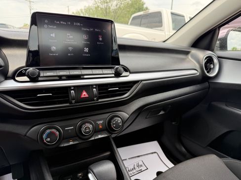 Used 2023 Kia Forte LXS FWD image 11