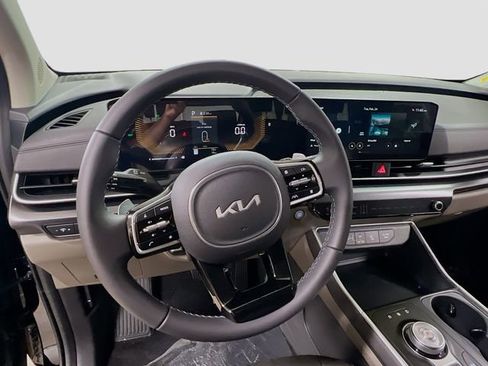 New 2026 Kia Carnival LXS image 11