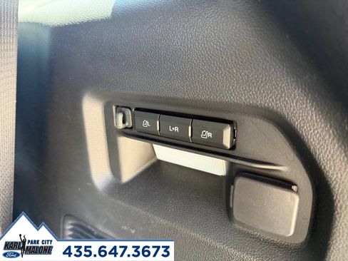 Used 2022 Ford Explorer Limited w/ Equipment Group 301A AWD/4WD image 32