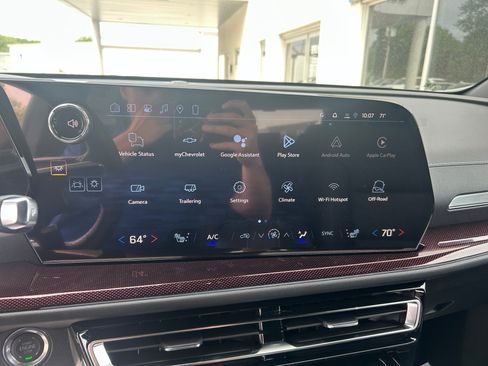 New 2026 Chevrolet Traverse Z71 w/ Driver Confidence Package AWD/4WD image 20