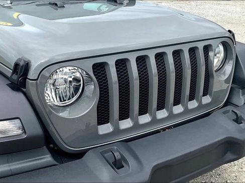 Used 2023 Jeep Wrangler Unlimited Sport AWD/4WD image 30