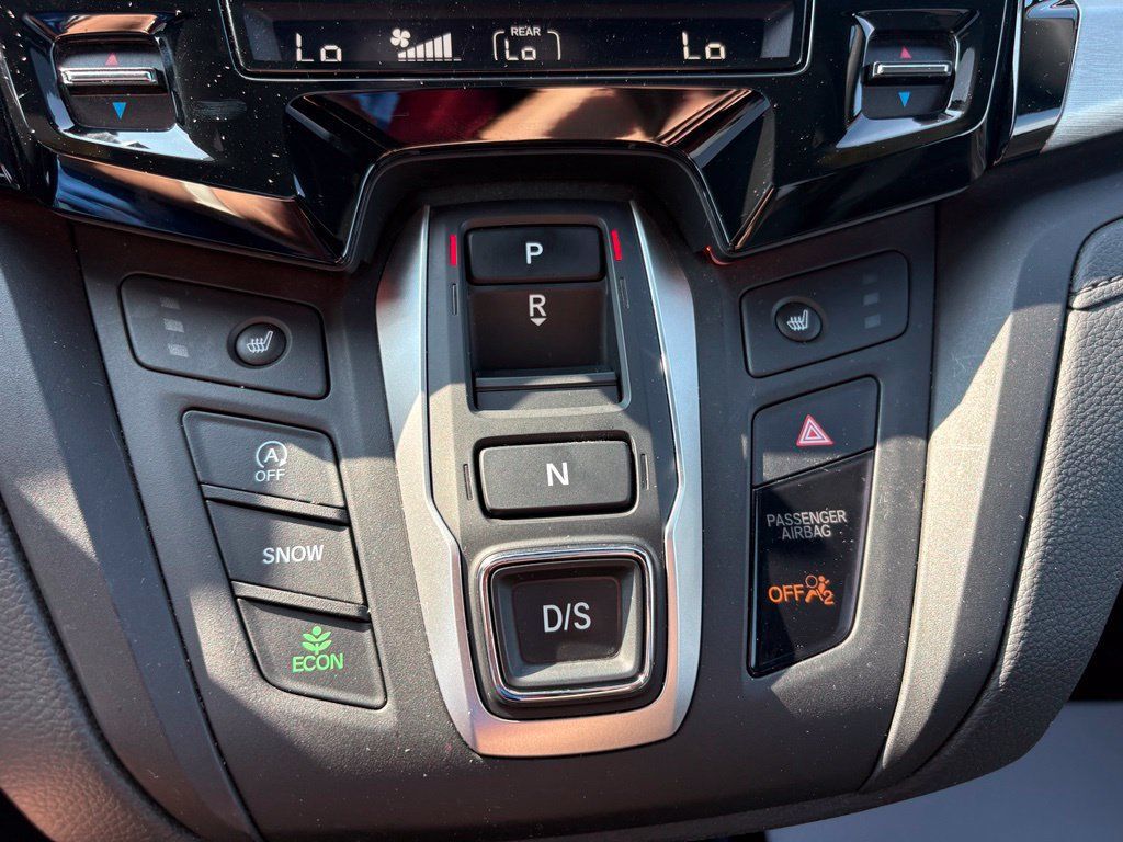 Used 2023 Honda Odyssey Sport image 4