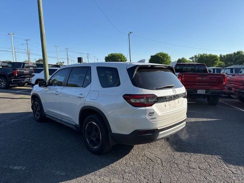 Used 2025 Honda Pilot EX-L image 5