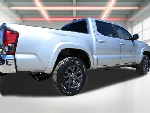 Used 2023 Toyota Tacoma SR5 RWD image 3