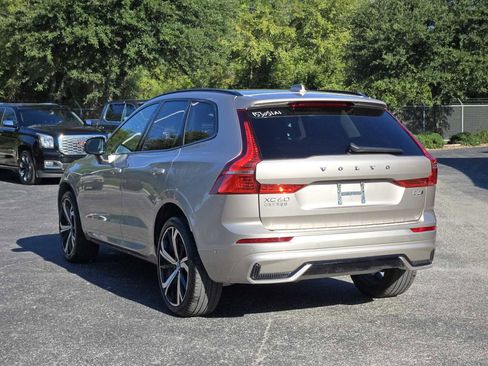 Used 2025 Volvo XC60 B5 Ultra w/ Protection Package Premier image 6