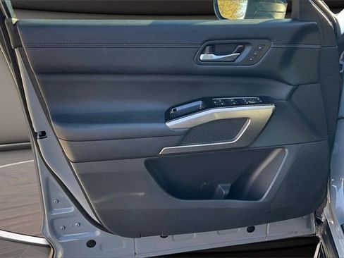 Certified 2023 Nissan Pathfinder Platinum w/ Lighting Package (N93) image 21