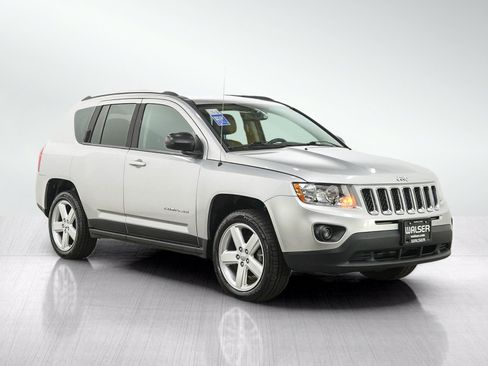 Used 2012 Jeep Compass Limited w/ Sun/Sound Group AWD/4WD image 7