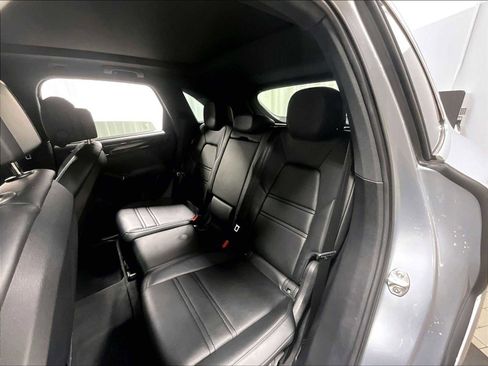 Used 2023 Porsche Cayenne image 31