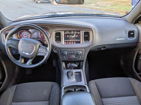 Used 2023 Dodge Charger SXT image 17