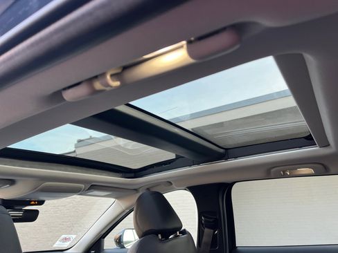 Used 2025 MAZDA CX-50 AWD 2.5 S w/ Premium Plus Pkg image 17