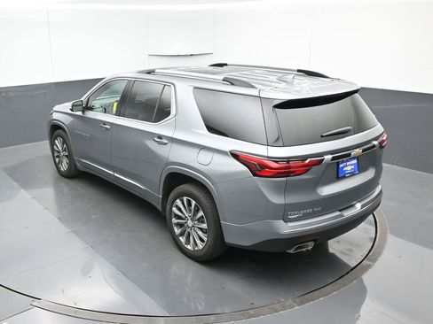 Used 2023 Chevrolet Traverse Premier image 51
